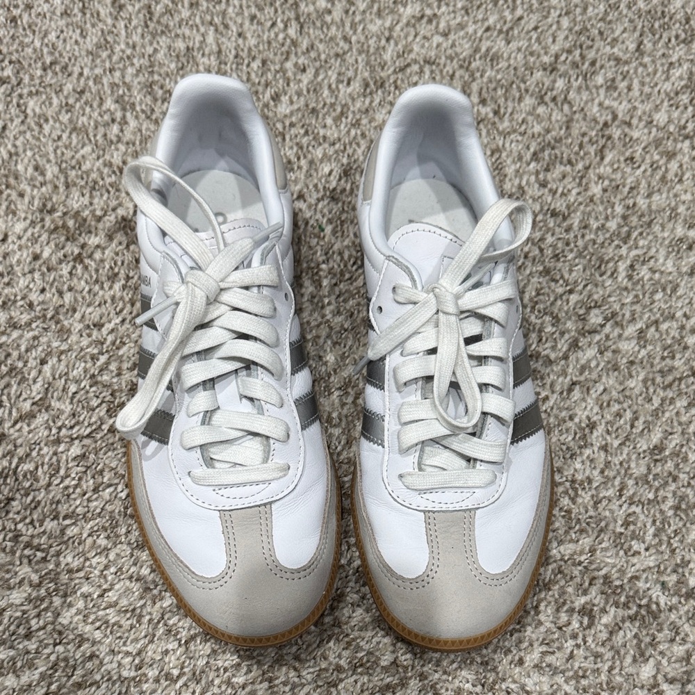 Adidas Samba White Sneakers with Silver Accents - Picture 2 of 8